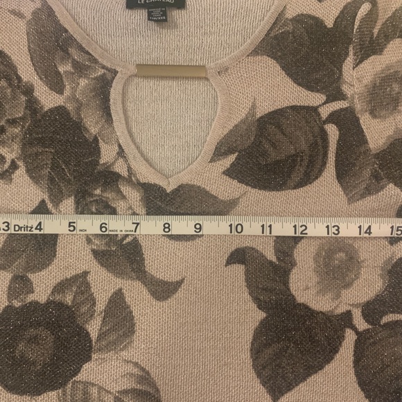 Le Chateau 3/4 Sleeve Metallic Knit Top - Picture 9 of 12